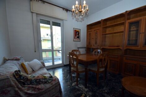 Appartamento in vendita a Finale Ligure.